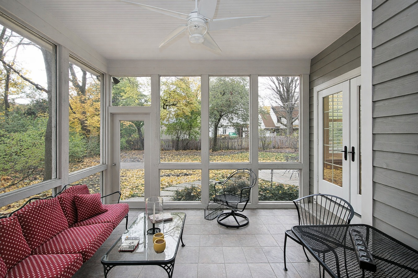 Three season sunrooms